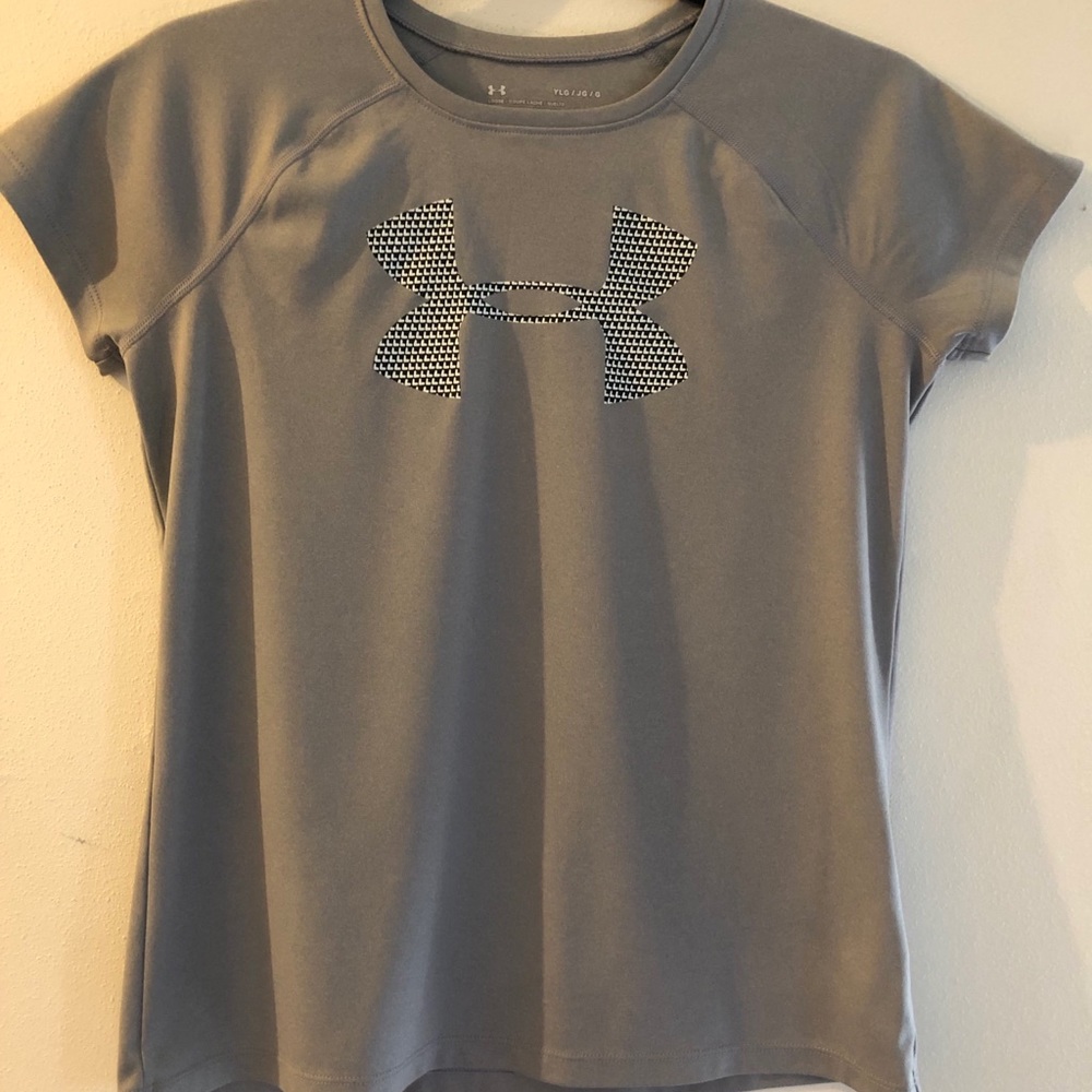 Under Armour lightweight tshirt